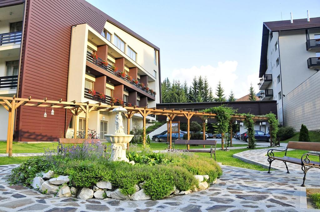 Hotel Clermont Covasna Exterior foto